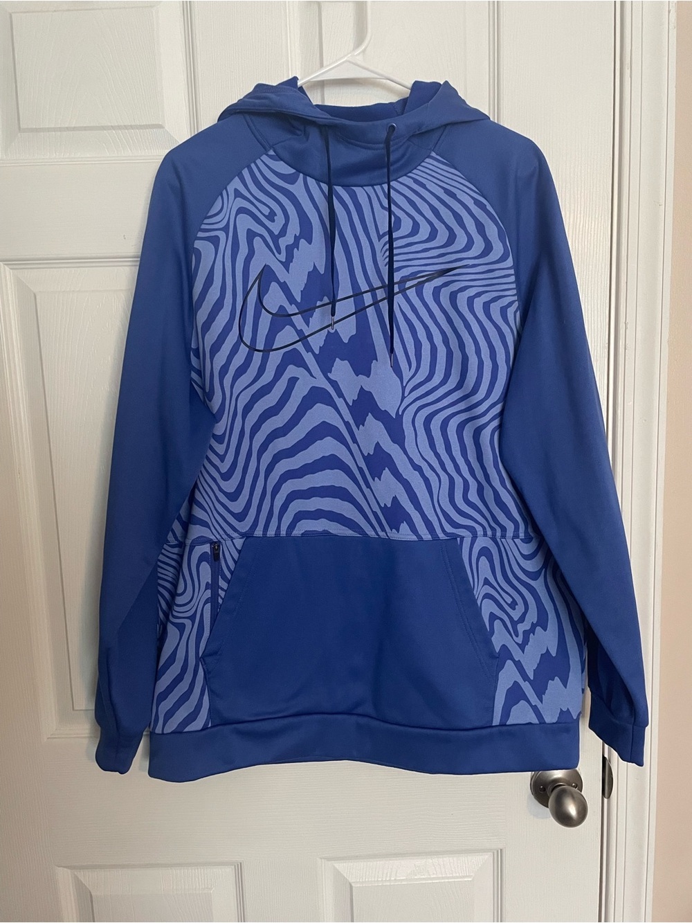 Nike Mens size Large Blue Zebra Print Graphic Hoodie